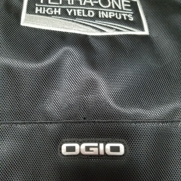 Ogio Laptop bag - Picture 2 of 3
